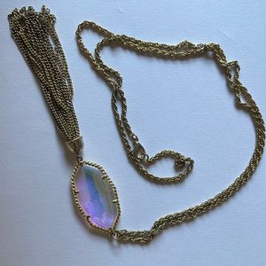 💐In the style of Kendra Scott. Tassel necklace 32 inch